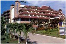 Harbour Bay Amir Hotel 
